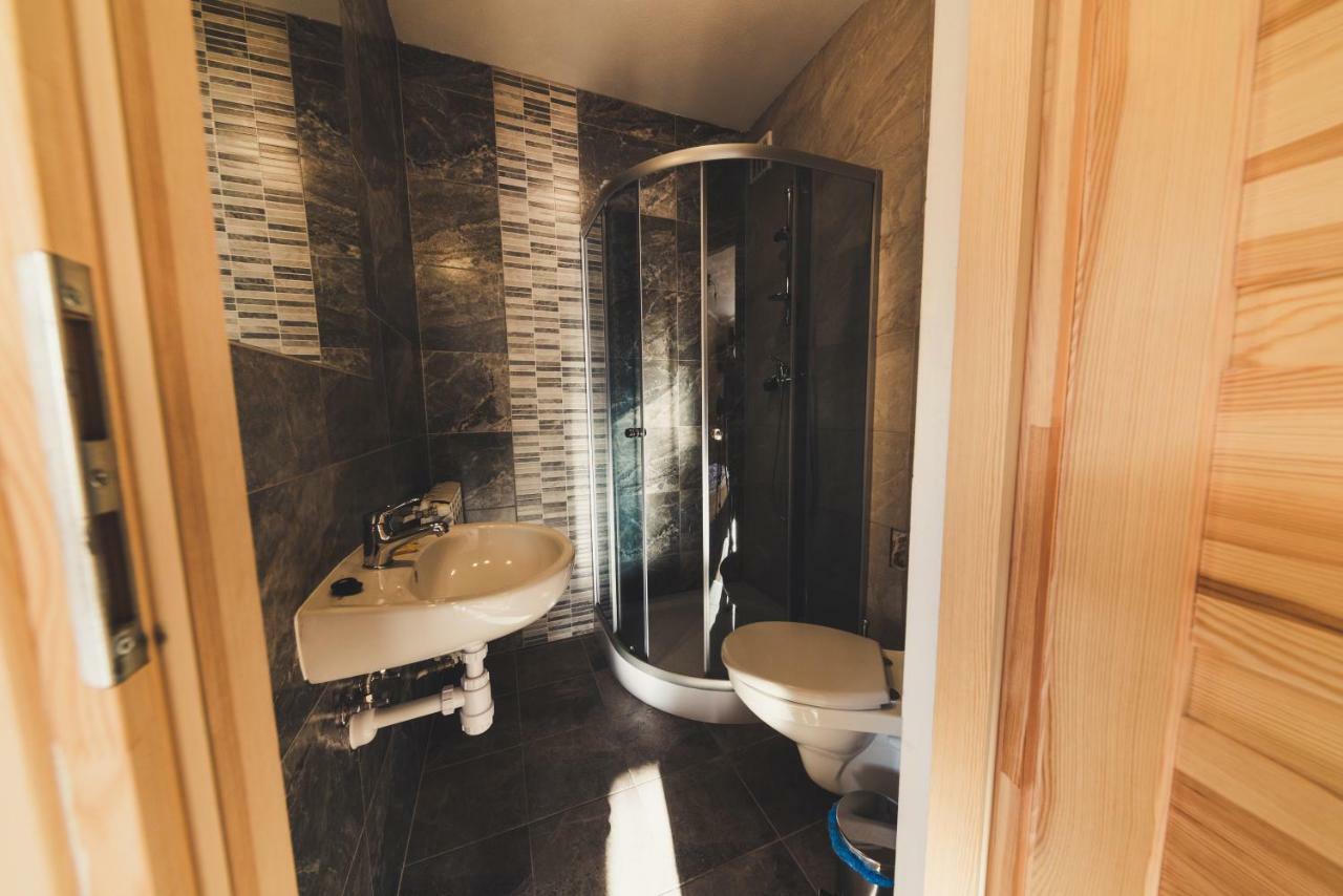Pokoje I Apartamenty Nad Potokiem Zakopane Kültér fotó